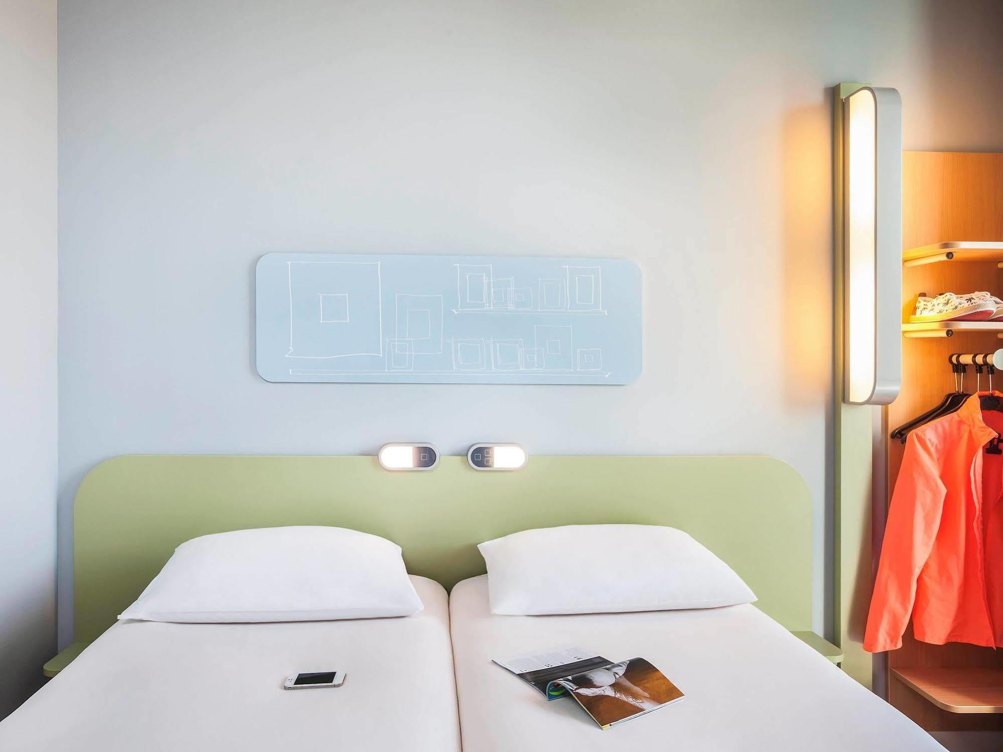 Ibis Budget Mulhouse Centre Gare Экстерьер фото